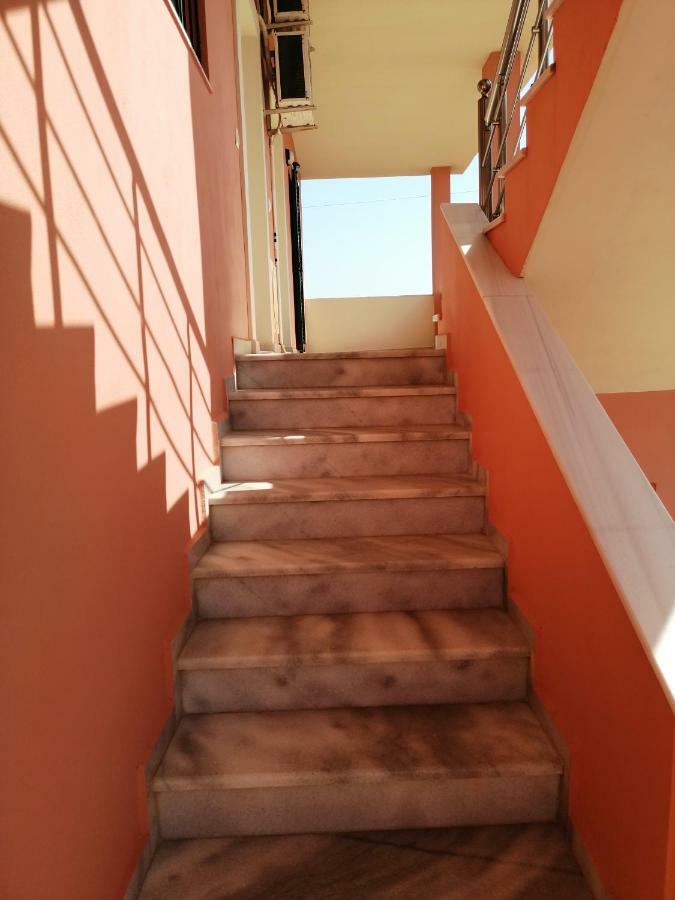 דירות קסאמיל Helen'S House מראה חיצוני תמונה
